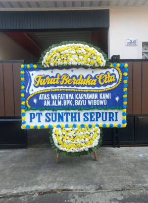 Papan Bunga Duka di Tangkahan
