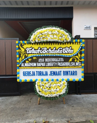 Papan Bunga Duka di Tangkahan