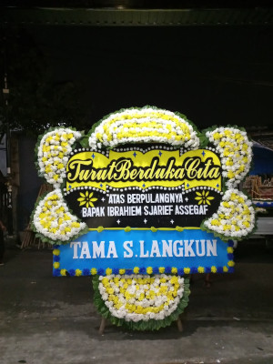 Papan Bunga Duka di Tangkahan
